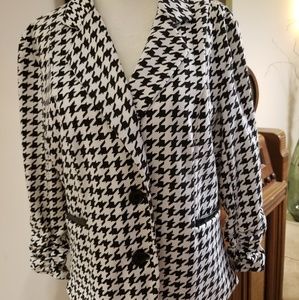 Womens black and white houndstooth blazer